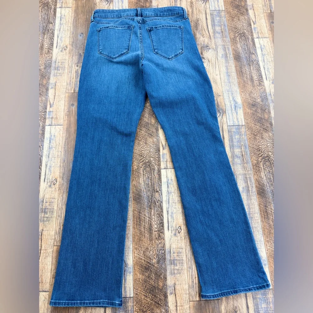 Women’s Old Navy Mid-Rise Wow Boot Cut Jeans, Size 10 Tall, Comfortable Fit - Picture 13 of 14